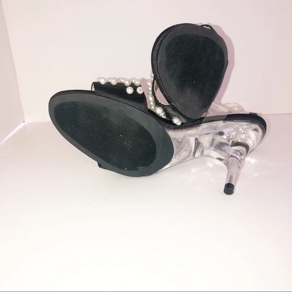 Cape Robbin “London -3” High heel